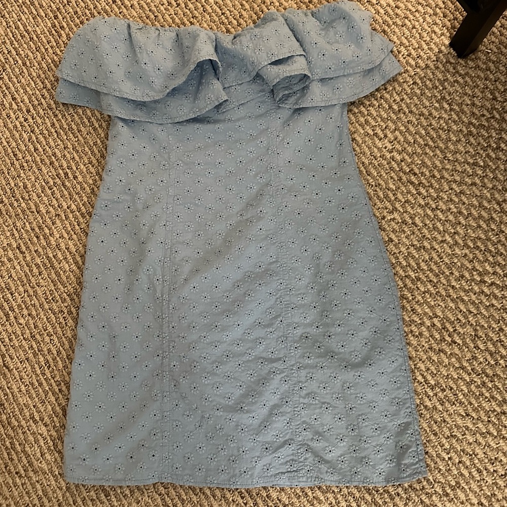 blue strapless derpy dress! super cute eyelet